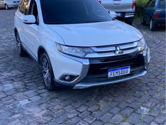 MITSUBISHI-OUTLANDER-2.0 16V GASOLINA 4P AUTOMÁTICO MITSUBISHI-OUTLANDER-2015
