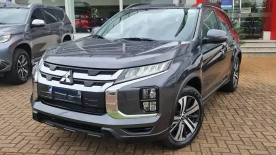 MITSUBISHI-OUTLANDER-2021