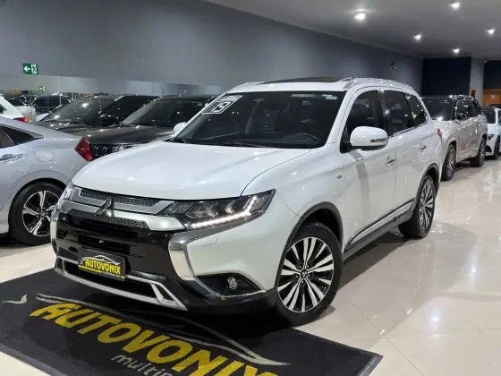 MITSUBISHI OUTLANDER 3.0 MIVEC V6 GASOLINA HPE-S AWD AUTOMÁTICO MITSUBISHI OUTLANDER 3.0 MIVEC V6 GASOLINA HPE-S AWD AUTOMÁTICO