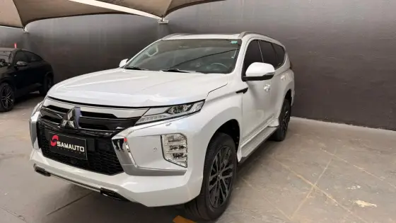 MITSUBISHI PAJERO SPORT 2.4 16V MIVEC TURBO DIESEL LEGEND AWD AUTOMÁTICO MITSUBISHI PAJERO SPORT 2.4 16V MIVEC TURBO DIESEL LEGEND AWD AUTOMÁTICO