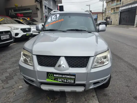 MITSUBISHI PAJERO TR4 2.0 4X2 16V 140CV FLEX 4P AUTOMÁTICO MITSUBISHI PAJERO TR4 2.0 4X2 16V 140CV FLEX 4P AUTOMÁTICO
