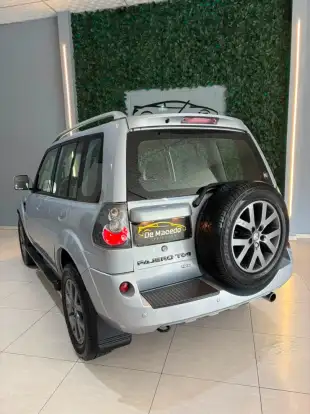 MITSUBISHI-PAJERO TR4-2012