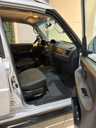 MITSUBISHI-PAJERO TR4-2012