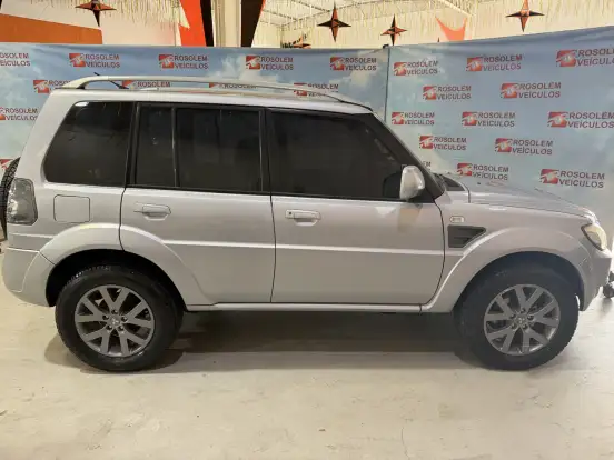 MITSUBISHI-PAJERO TR4-2012
