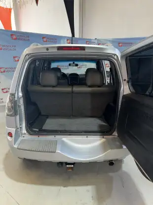MITSUBISHI-PAJERO TR4-2012