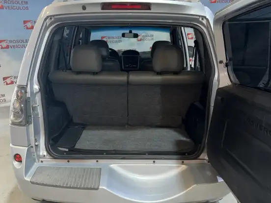 MITSUBISHI-PAJERO TR4-2.0 4X2 16V 140CV FLEX 4P AUTOMÁTICO MITSUBISHI-PAJERO TR4-2012