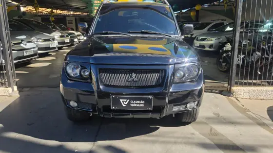 MITSUBISHI PAJERO TR4 2.0 4X4 16V 140CV FLEX 4P AUTOMÁTICO