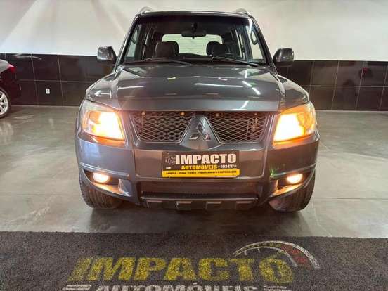 MITSUBISHI-PAJERO TR4-2013