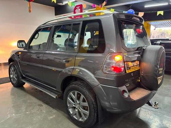 MITSUBISHI-PAJERO TR4-2.0 4X2 16V 140CV FLEX 4P AUTOMÁTICO MITSUBISHI-PAJERO TR4-2013