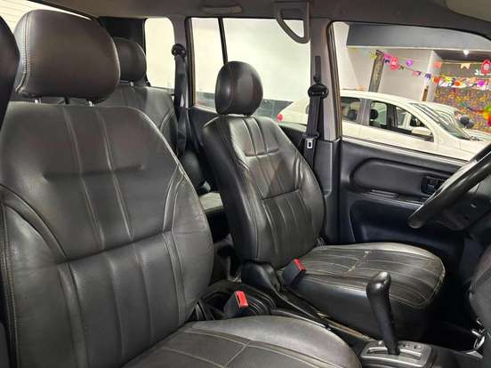 MITSUBISHI-PAJERO TR4-2013