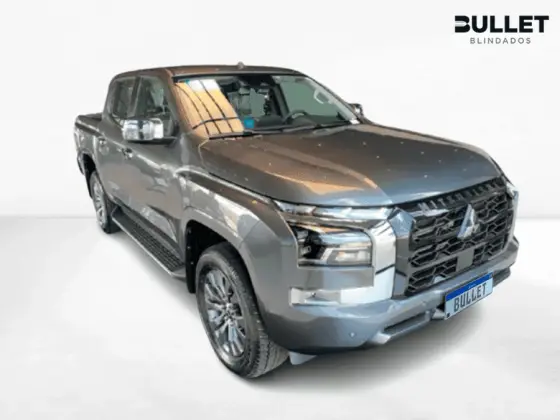MITSUBISHI TRITON 2.4 BITURBO DIESEL CD HPE-S 4X4 AUTOMÁTICO MITSUBISHI TRITON 2.4 BITURBO DIESEL CD HPE-S 4X4 AUTOMÁTICO