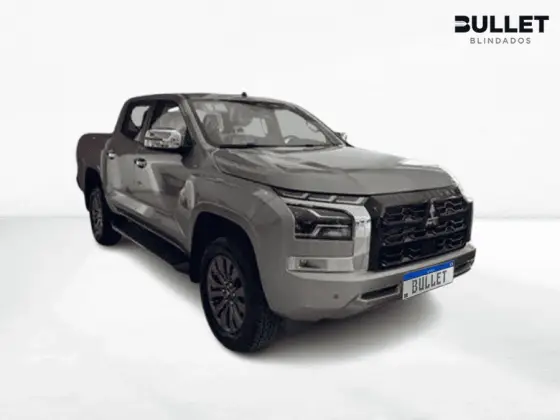 MITSUBISHI TRITON 2.4 BITURBO DIESEL CD HPE-S 4X4 AUTOMÁTICO MITSUBISHI TRITON 2.4 BITURBO DIESEL CD HPE-S 4X4 AUTOMÁTICO