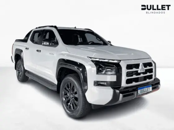 MITSUBISHI TRITON 2.4 BITURBO DIESEL CD KATANA 4X4 AUTOMÁTICO