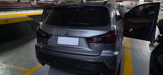 MITSUBISHI-ASX-2010