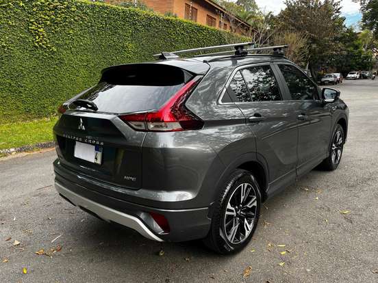 MITSUBISHI-ECLIPSE CROSS-1.5 MIVEC TURBO GASOLINA HPE CVT MITSUBISHI-ECLIPSE CROSS-2023