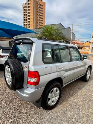 MITSUBISHI-PAJERO TR4-2006