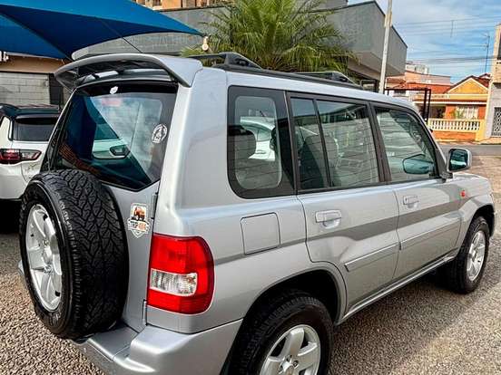 MITSUBISHI-PAJERO TR4-2.0 LONG RANGE 16V 4X4 GASOLINA 4P AUTOMÁTICO MITSUBISHI-PAJERO TR4-2006
