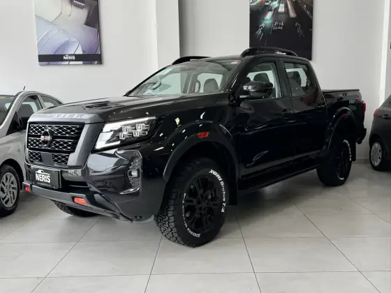 NISSAN FRONTIER 2.3 16V TURBO DIESEL PRO4X CD 4X4 AUTOMÁTICO NISSAN FRONTIER 2.3 16V TURBO DIESEL PRO4X CD 4X4 AUTOMÁTICO