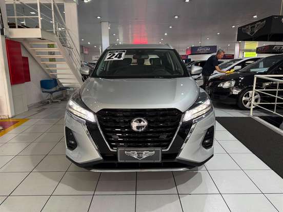NISSAN-KICKS-2023