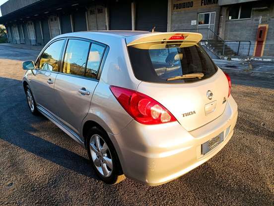 NISSAN-TIIDA-1.8 SL 16V FLEX 4P AUTOMÁTICO NISSAN-TIIDA-2012