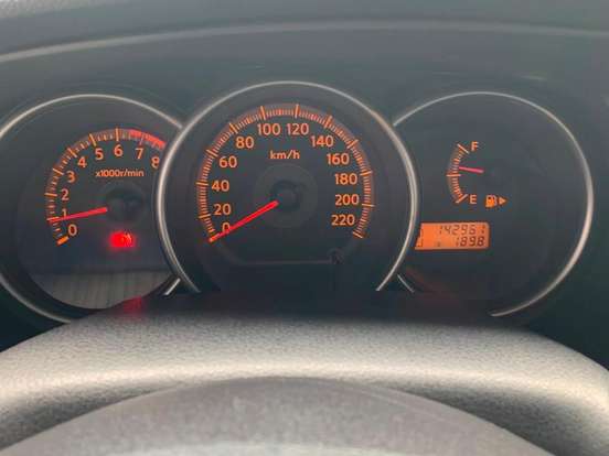 NISSAN-LIVINA-1.8 SL 16V FLEX 4P AUTOMÁTICO NISSAN-LIVINA-2011