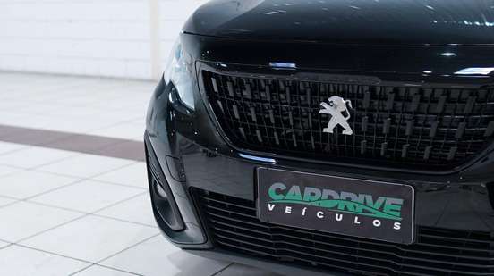 PEUGEOT-2008-2021