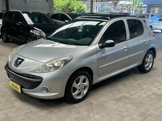 PEUGEOT 207 1.4 QUIKSILVER 8V FLEX 4P MANUAL PEUGEOT 207 1.4 QUIKSILVER 8V FLEX 4P MANUAL