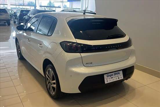 PEUGEOT-208-2022