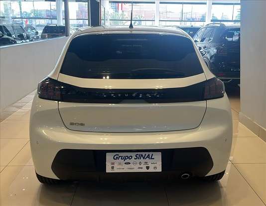 PEUGEOT-208-2022