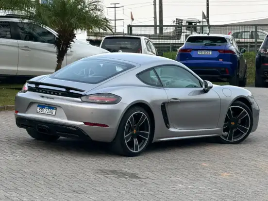 PORSCHE-718-2019