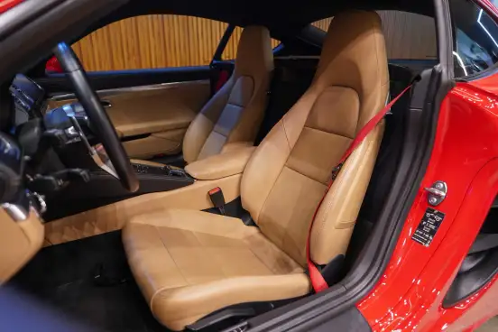 PORSCHE-718-2022