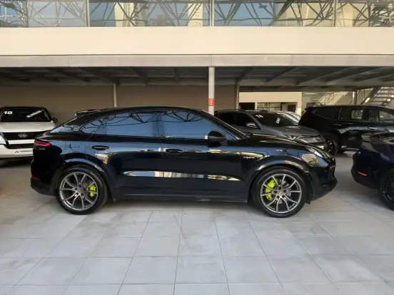 PORSCHE-CAYENNE-3.0 V6 E-HYBRID COUPÉ AWD TIPTRONIC S PORSCHE-CAYENNE-2021