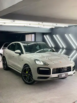 PORSCHE CAYENNE 3.0 V6 E-HYBRID COUPÉ PLATINUM EDITION AWD TIPTRONIC S PORSCHE CAYENNE 3.0 V6 E-HYBRID COUPÉ PLATINUM EDITION AWD TIPTRONIC S