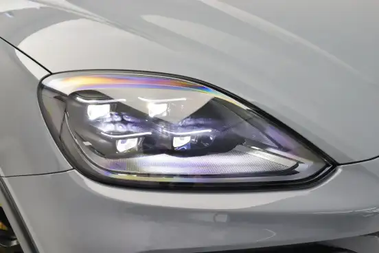 PORSCHE-CAYENNE-2025