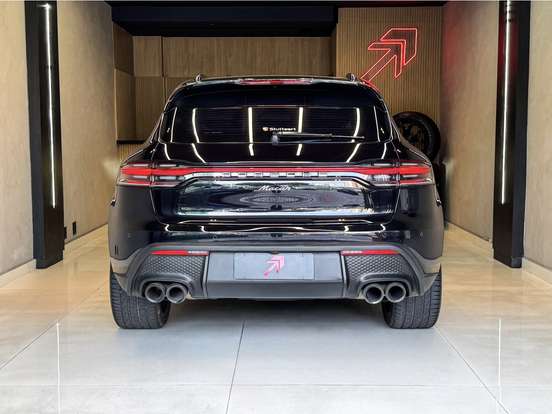 PORSCHE-MACAN-2024