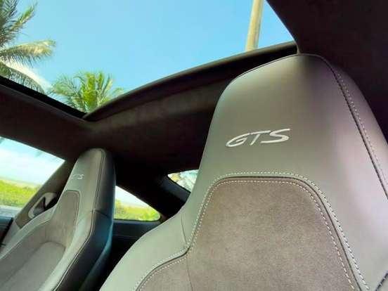 PORSCHE-911-3.6 24V H6 T-HYBRID CARRERA GTS PDK PORSCHE-911-2025