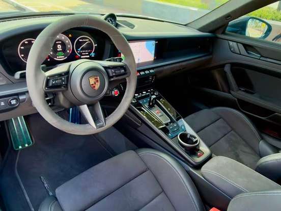 PORSCHE-911-3.6 24V H6 T-HYBRID CARRERA GTS PDK PORSCHE-911-2025
