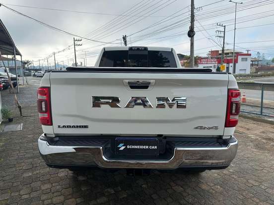 RAM-2500-6.7 I6 TURBO DIESEL LARAMIE CD 4X4 AUTOMÁTICO RAM-2500-2020