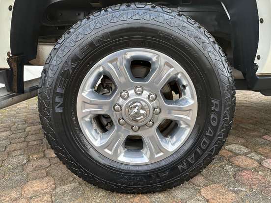 RAM-2500-6.7 I6 TURBO DIESEL LARAMIE CD 4X4 AUTOMÁTICO RAM-2500-2020