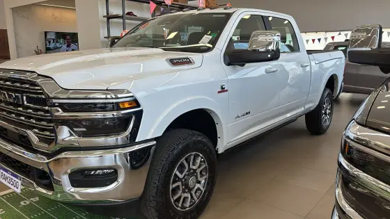 RAM 3500 6.7 I6 TURBO DIESEL LIMITED LONGHORN CD 4X4 AUTOMÁTICO RAM 3500 6.7 I6 TURBO DIESEL LIMITED LONGHORN CD 4X4 AUTOMÁTICO