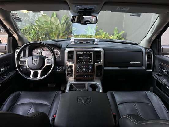 RAM-CLASSIC-5.7 V8 GASOLINA LARAMIE CD 4X4 AUTOMÁTICO RAM-CLASSIC-2022