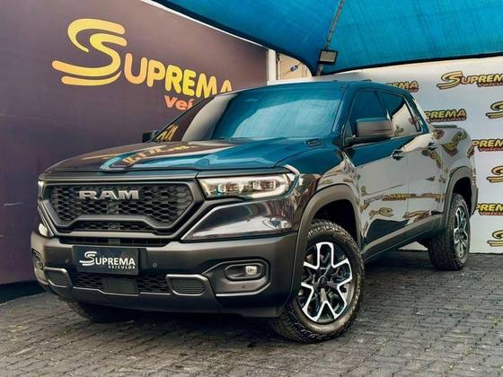 RAM RAMPAGE 2.0 HURRICANE 4 TURBO GASOLINA R/T 4X4 AUTOMÁTICO