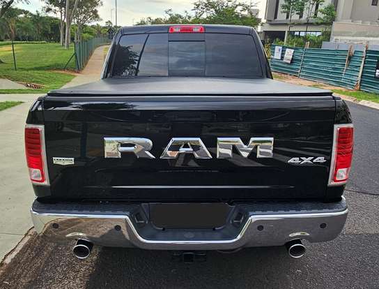 RAM-CLASSIC-5.7 V8 GASOLINA LARAMIE CD 4X4 AUTOMÁTICO RAM-CLASSIC-2023