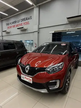 RENAULT CAPTUR 2.0 16V HI-FLEX BOSE AUTOMÁTICO RENAULT CAPTUR 2.0 16V HI-FLEX BOSE AUTOMÁTICO