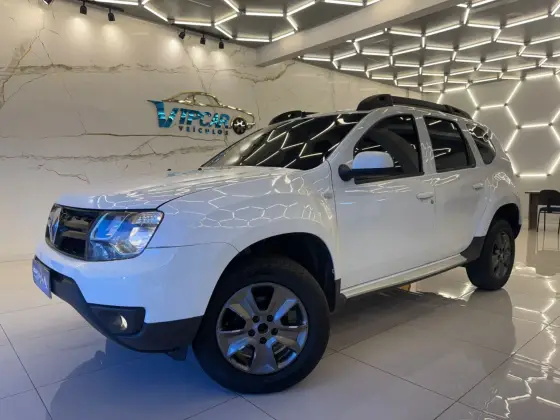 RENAULT DUSTER 1.6 16V SCE FLEX EXPRESSION MANUAL RENAULT DUSTER 1.6 16V SCE FLEX EXPRESSION MANUAL