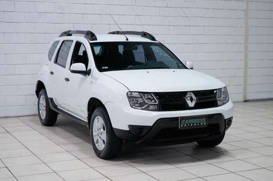 RENAULT-DUSTER-2018