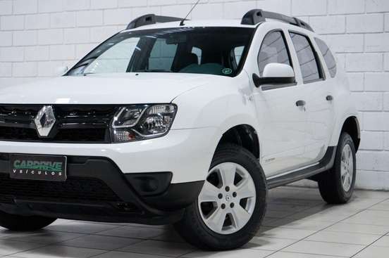 RENAULT-DUSTER-2018