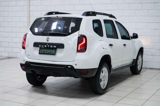 RENAULT-DUSTER-2018