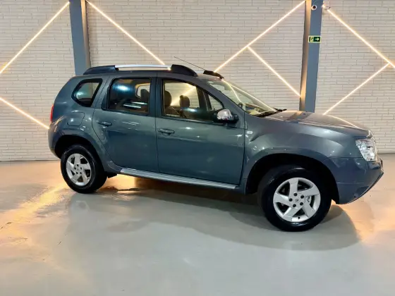 RENAULT DUSTER 2.0 DYNAMIQUE 4X2 16V FLEX 4P MANUAL RENAULT DUSTER 2.0 DYNAMIQUE 4X2 16V FLEX 4P MANUAL