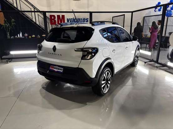RENAULT-KARDIAN-2024